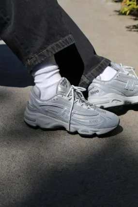 1000 Tech Explosion Sneakers - Grey