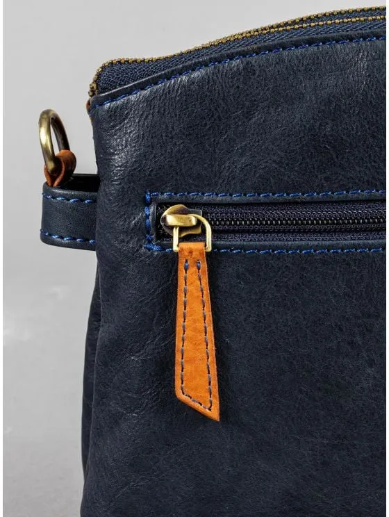 Hartsop Zip Leather Cross Body Bag in Navy