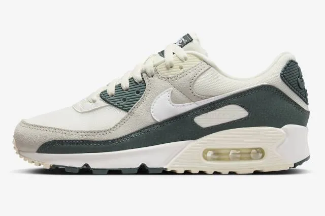 Nike WMNS Air Max 90 Vintage Green