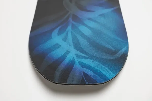 Nitro Lectra Leaf Cam-Out Snowboard - Women's 2025