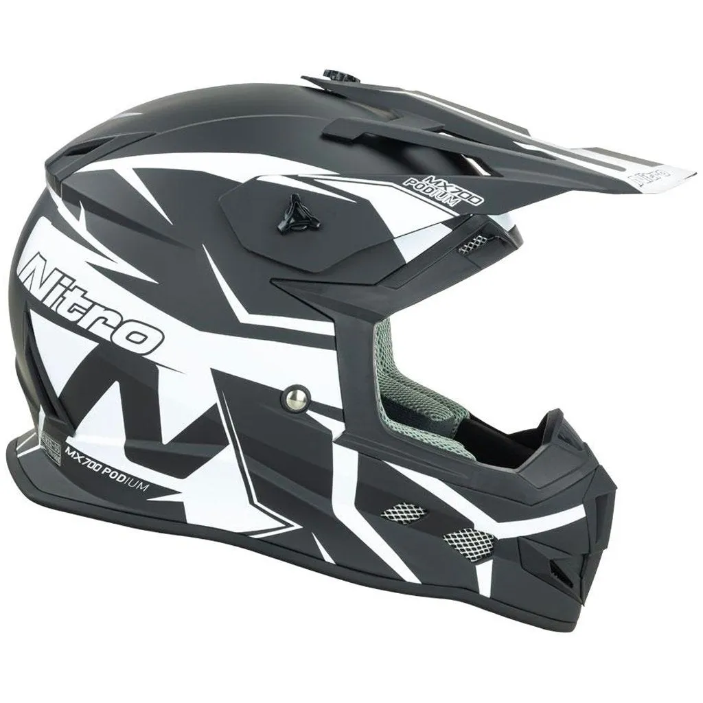 Nitro - MX700 Helmet