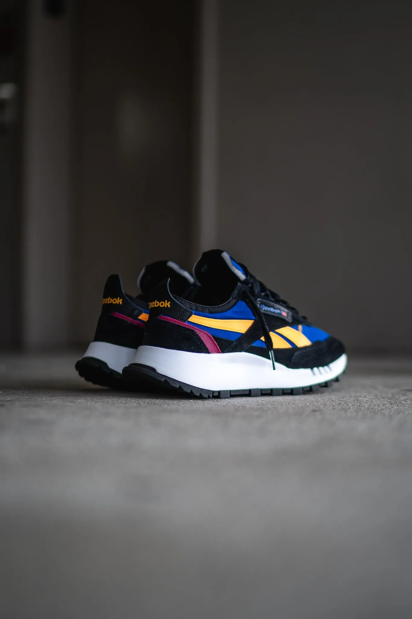 Reebok CL Legacy (Black/Poison)