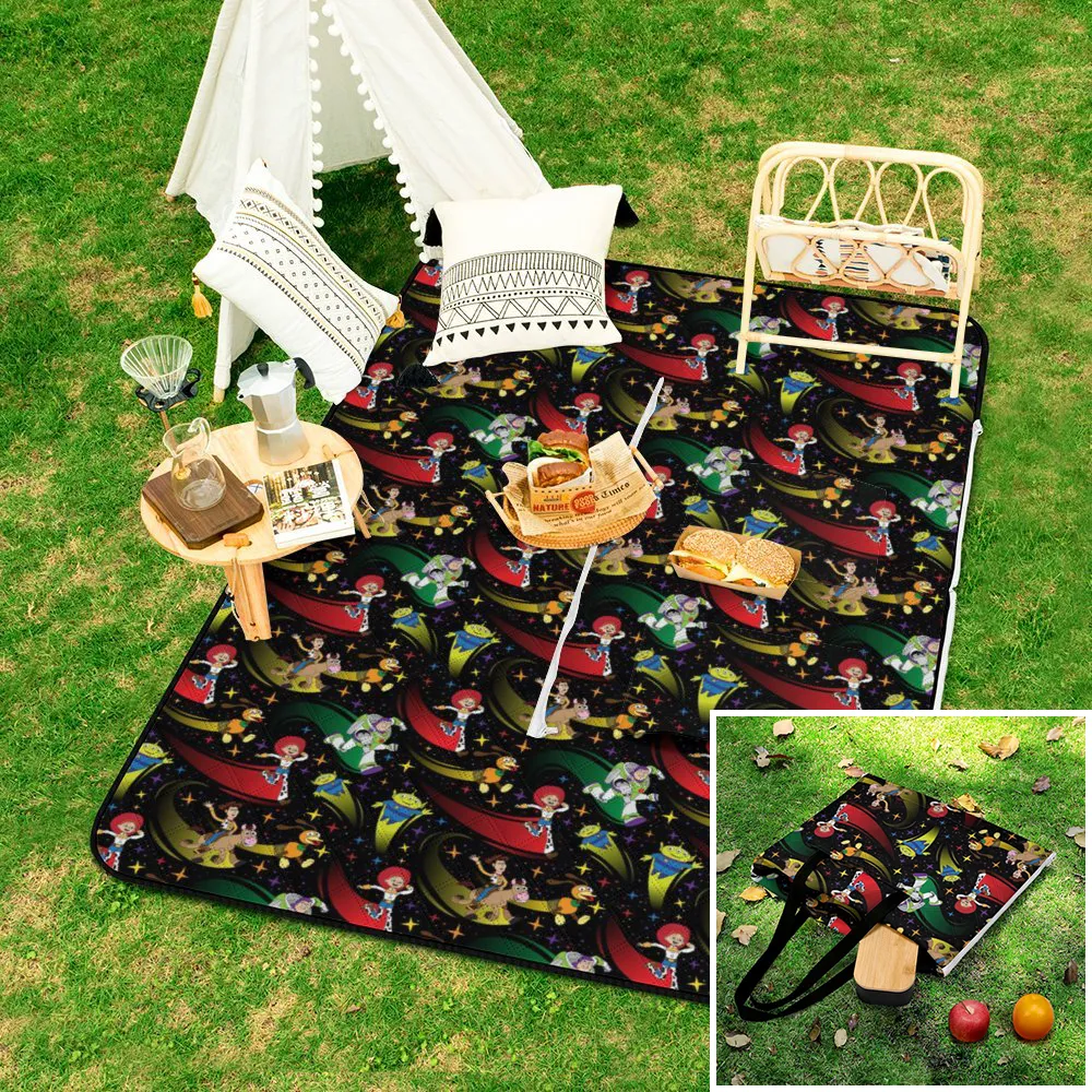 Roundup Friends Zipper Picnic Mat