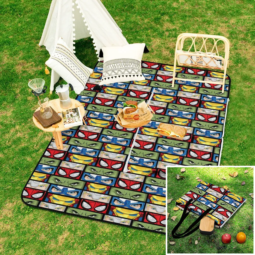 Super Heroes Eyes Zipper Picnic Mat