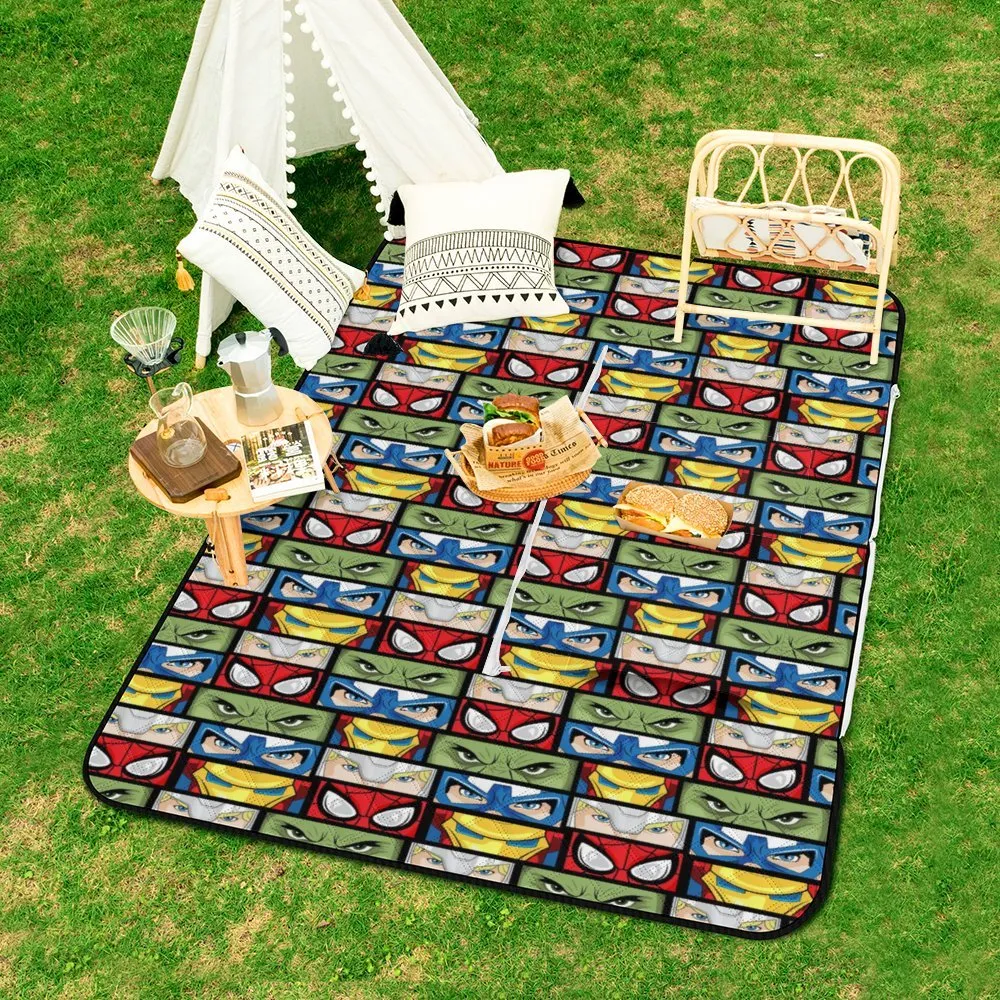 Super Heroes Eyes Zipper Picnic Mat